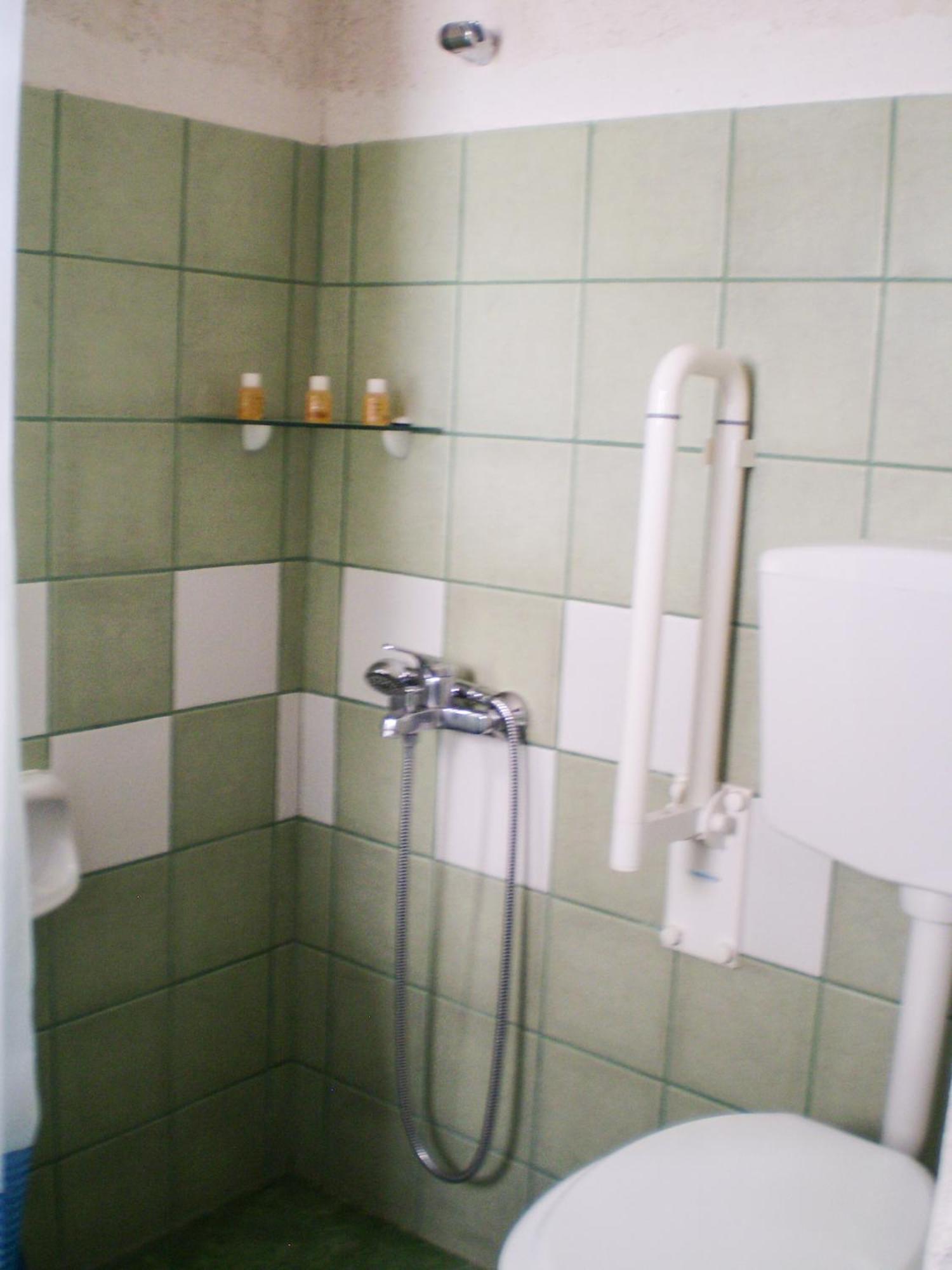 Arachovitika Kalivia Hotel Karyes Phòng bức ảnh