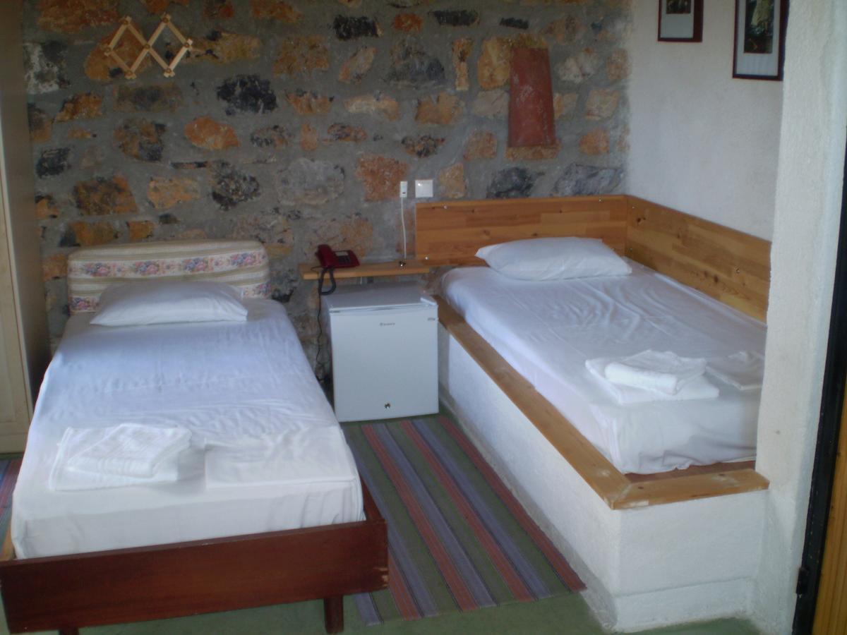 Arachovitika Kalivia Hotel Karyes Phòng bức ảnh